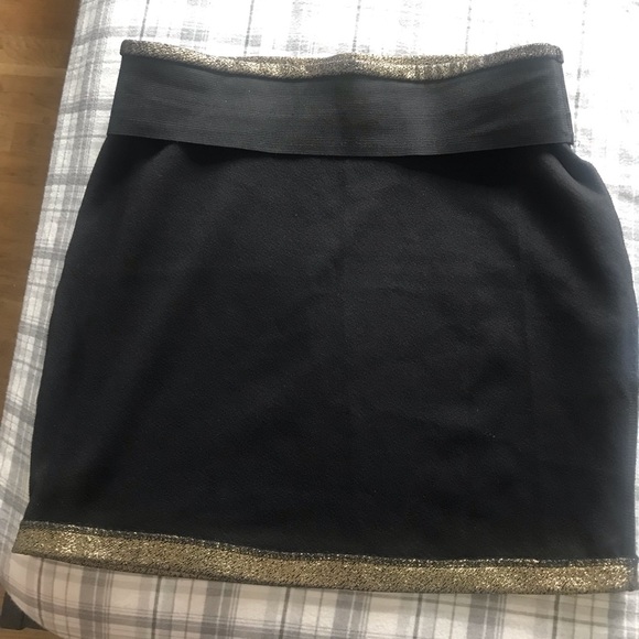 Skirt - Picture 4 of 4